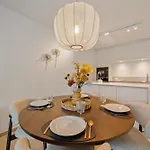 Troontesse - Stylish With Garage By The Sea *