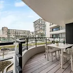 Troontesse - Stylish With Garage By The Sea Ostende