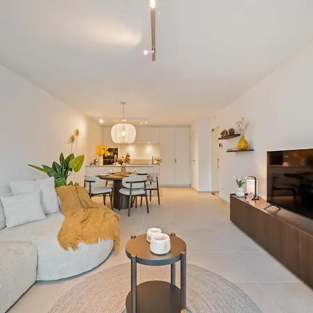 Appartement Troontesse - Stylish With Garage By The Sea