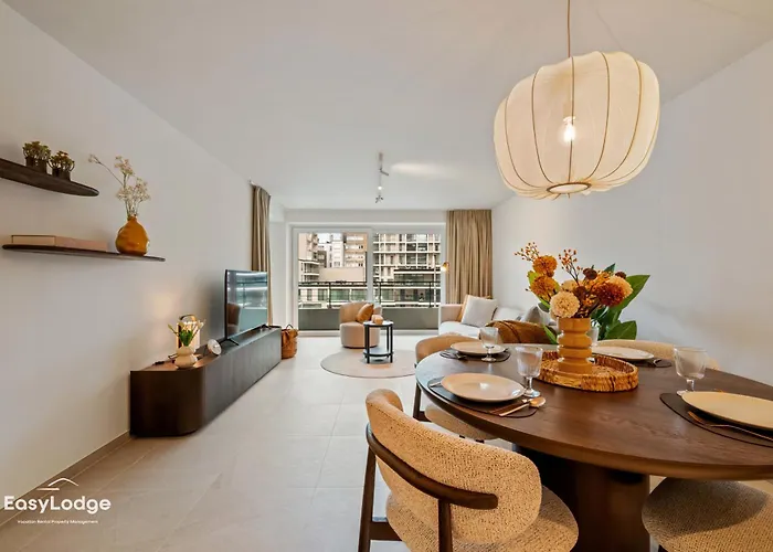 Troontesse - Stylish With Garage By The Sea Ostend