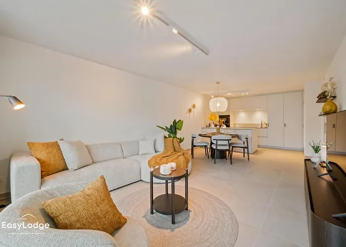 Troontesse - Stylish With Garage By The Sea Apartment